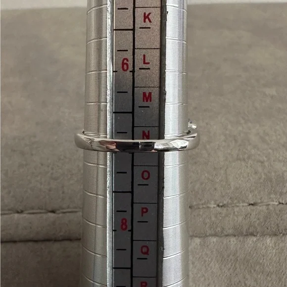 Tanzanite & Sterling Silver Ring Size 7 - Picture 12 of 12